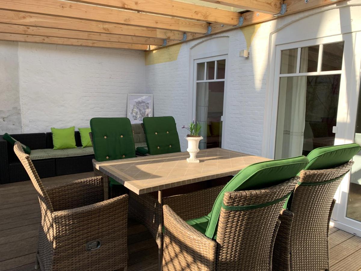 Ferienwohnung Noor Mitten In Der Eckernfoerder Altstadt Exterior foto